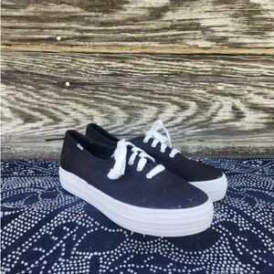 Keds canvas triple deckers 7.5 black